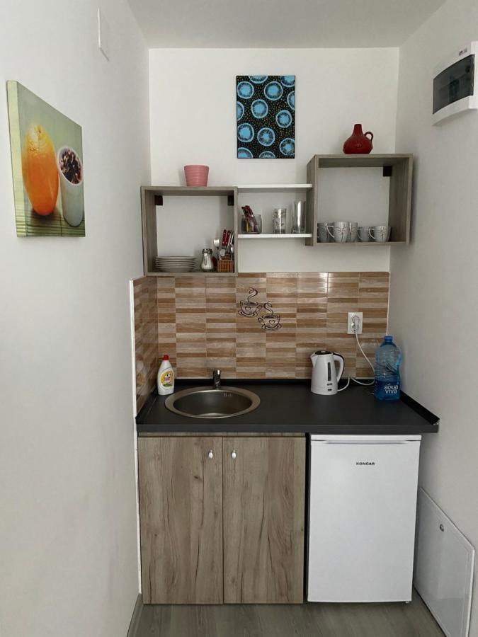 Lotus House Apartamento Zrenjanin Exterior foto